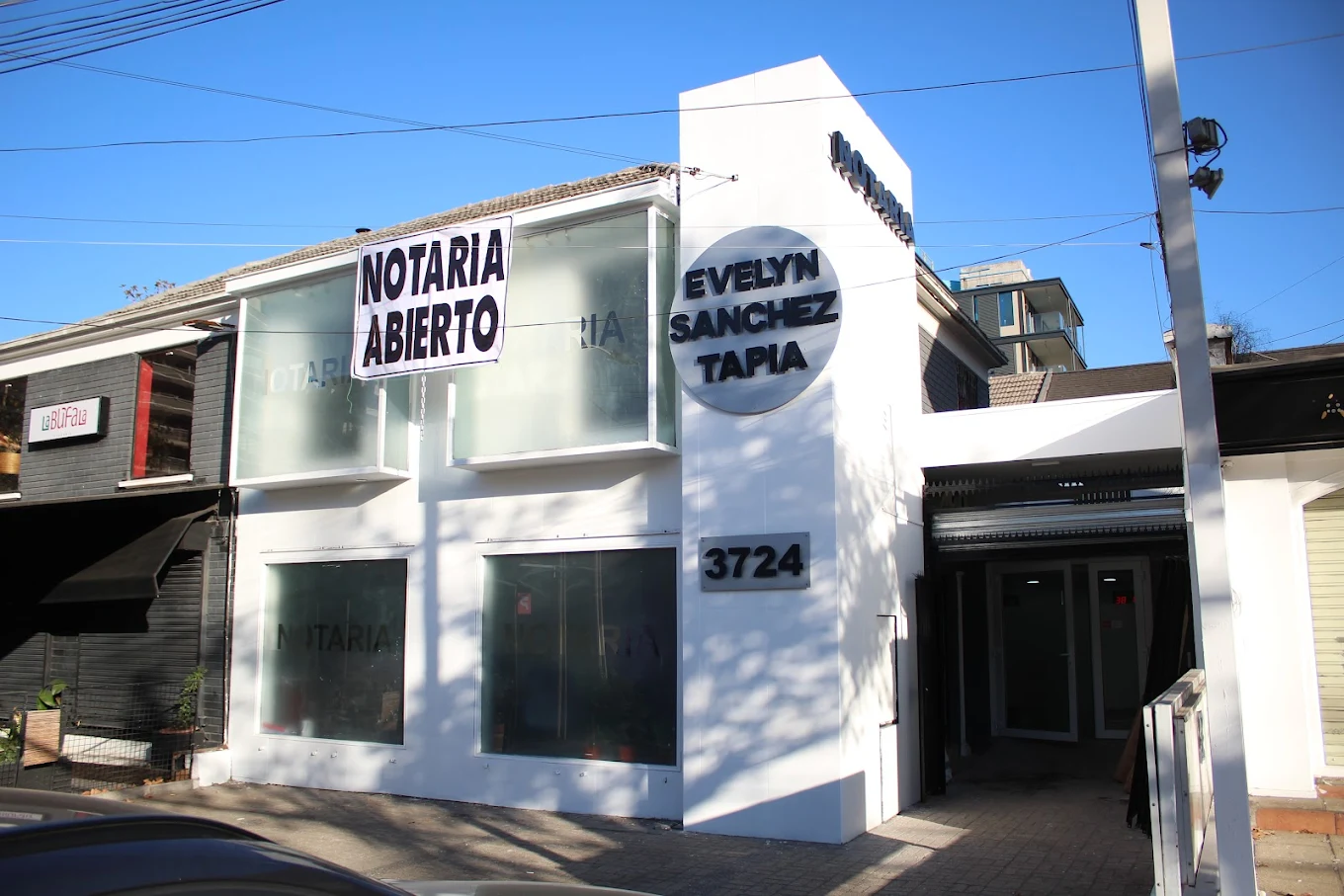 44° Notaría de Santiago, Notario Titular Evelyn Sanchez Tapia